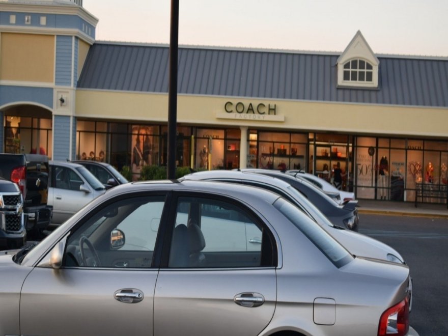 COACH Outlet